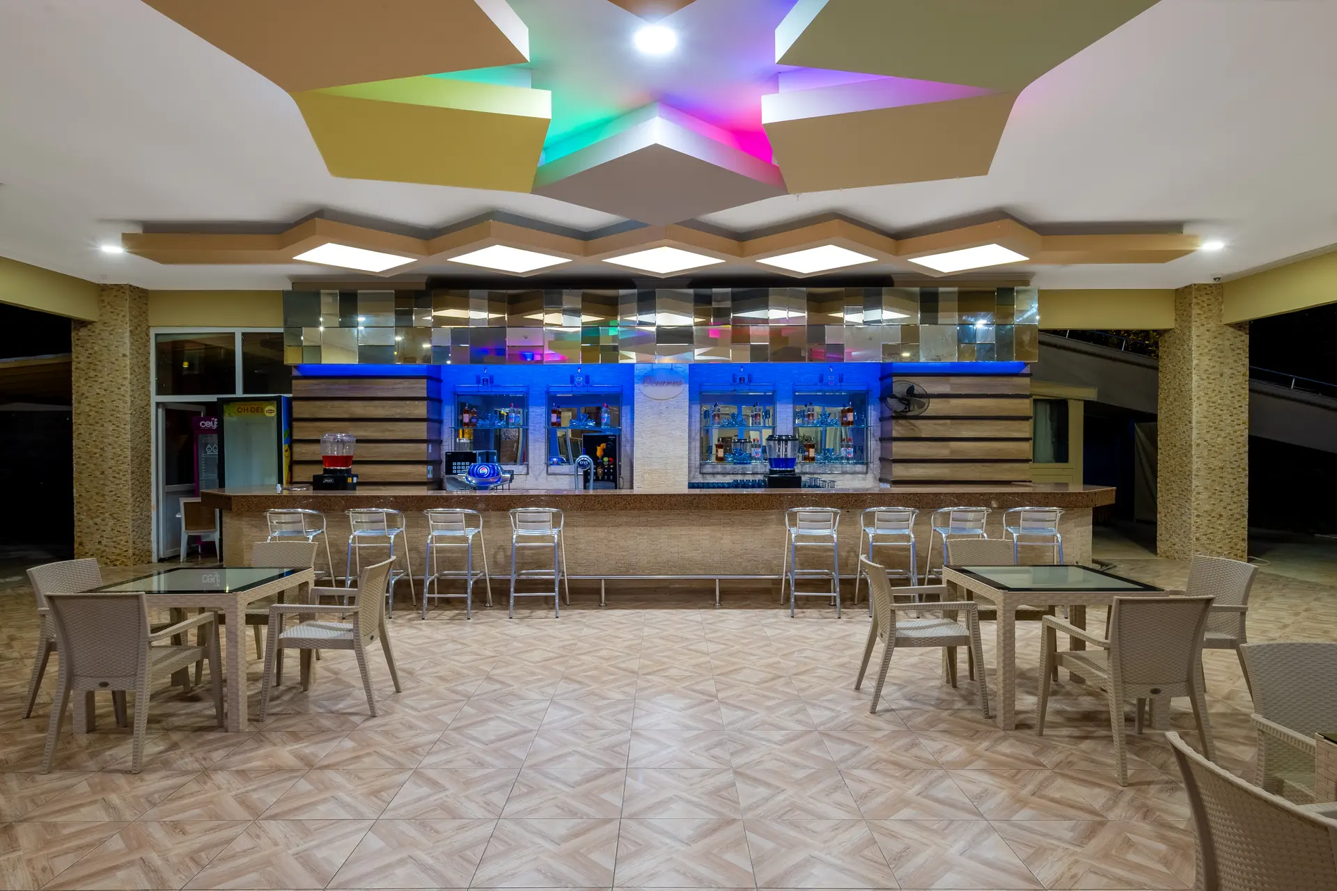 Havuz bar